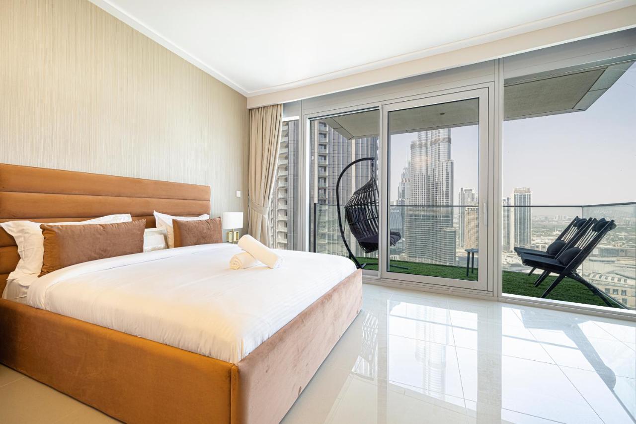 Magnificent Homes, Stunning Burj Khalifa And Fountain View Дубай Екстериор снимка